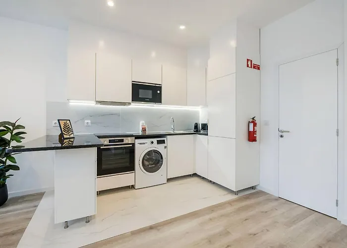 Stylish Seaside Escape, In Sul *