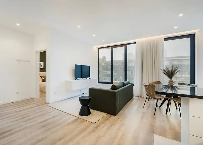 Apartment Stylish Seaside Escape, In Sul Matosinhos (Porto)